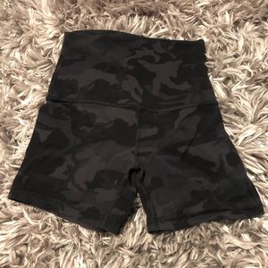 Lululemon Align Shorts 4”
